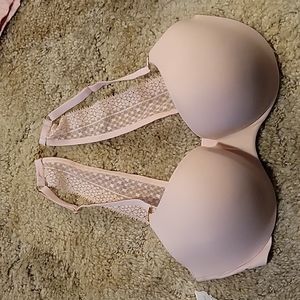 Incredible by Victoria's Secret lined demi bra